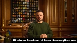 乌克兰总统泽连斯基在基辅新年除夕发表新年贺词。(2023年12月31日)