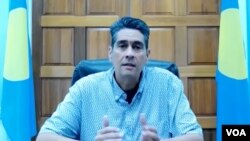 视频截图:2023年10月10日,帕劳总统惠普斯通过 Zoom 接受了美国之音记者杰西卡·斯通的采访。