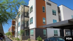 距离台积电亚利桑那州厂仅15分钟车程的鹿谷,因为聚居许多来自台湾的台积电员工,被昵称为“台积村”。(美国之音记者刘恩民拍摄)