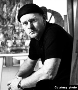 在香港成长的英国画家李桦 (照片由李桦本人提供)