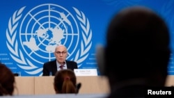 资料照:联合国人权事务高级专员福尔克尔·蒂尔克(Volker Türk)在日内瓦出席一个记者会。(2023年12月6日)