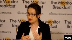 台湾驻美代表萧美琴2023年5月30日在华盛顿与媒体交流(美国之音记者王平拍摄)