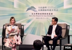 美国前驻联合国大使克拉夫特(左)呼吁美国以战略清晰取代战略模糊 (美国之音/庄志伟)