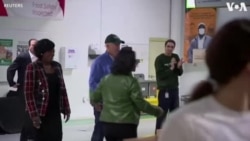 拜登总统到费城担任志愿工作者纪念马丁·路德·金 拜登总统到费城担任志愿工作者纪念马丁·路德·金