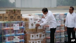 ဂါဇာကိုပေးပို့မယ့် အကူအညိတွေကိုသမ္မတ ဂျိုကိုဝီဒိုဒို အင်ဒိုနီးရှားတံဆိပ်ကပ်၊ နိုဝင်ဘာ၄၊ ၂၀၂၃