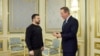 Новий британський міністр закордонних справ спершу поїхав у Київ, щоб підкреслити підтримку України