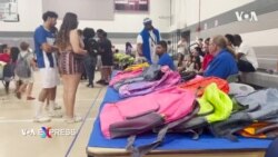 Chương trình cấp phát dụng cụ học tập miễn phí ở ngoại ô thủ đô Mỹ Chương trình cấp phát dụng cụ học tập miễn phí ở ngoại ô thủ đô Mỹ