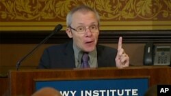 ပါမောက္ခ Sean Turnell