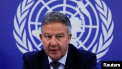 联合国驻阿富汗援助团代理负责人波策尔在喀布尔举行记者会(2022年7月22日)