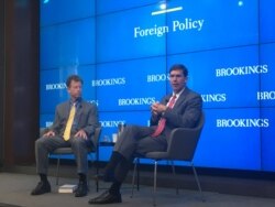 美国前国防部长马克·埃斯珀(Mark Esper)7月14日出席布鲁金斯学会举办的的座谈会。