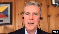 美国哈德逊研究所国防概念与技术中心主任高级研究员布莱恩·克拉克(Bryan Clark)接受美国之音视频访问截图