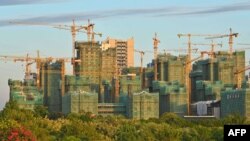 中国广西南宁的一处公寓小区建筑工地。(2021年11月9日)