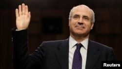 资料照片:投资公司负责人英国公民布劳德在美国参议院就俄罗斯干预美国大选问题作证(2017年7月27日)