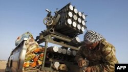 Лівійський повстанець біля міста Бін-Джавад