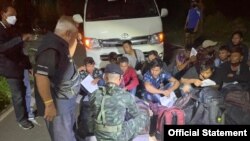 (ယခင်ပုံဟောင်း) ကန်ချနဘူရီပြည်နယ်မှာ ဖမ်းမိတဲ့ မြန်မာများ(သြဂုတ် ၂၀၊ ၂၀၂၂/ Thai Police)