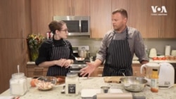 Як шеф-кухар Дмитро Марценюк поширює культуру української кухні в США. Відео
 Як шеф-кухар Дмитро Марценюк поширює культуру української кухні в США. Відео