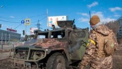 VOA连线: 俄罗斯民众如何看待入侵乌克兰和经济制裁 VOA连线: 俄罗斯民众如何看待入侵乌克兰和经济制裁