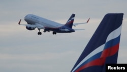 Máy bay của hãng hàng không Nga Aeroflot Airbus.