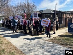 维吾尔人聚集华盛顿,要求美国政府给予他们政治庇护