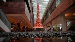 港高校接连移除六四象征 民主女神像和六四浮雕连夜被消失 港高校接连移除六四象征 民主女神像和六四浮雕连夜被消失