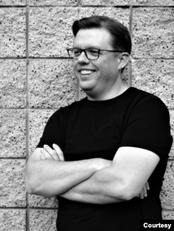 位于美国的经济学家、现为智库New Kite Data Labs的创办人克里斯·鲍尔丁(Christopher Balding)