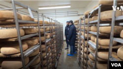 Petani di Wisconsin terdampak oleh pendanaan dari federal yang kini dibekukan.