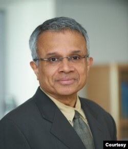 哥伦比亚大学国际与公共事务兼职研究员、美国外交关系委员会前高级研究员拉詹·梅农博士(Dr. Rajan Menon) (图片由本人提供,来自哥伦比亚大学网页https://polisci.columbia.edu/content/rajan-menon)