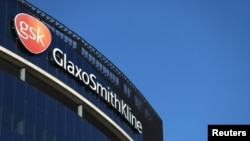 制药业巨头葛兰素史克(GlaxoSmithKline)公司在伦敦的总部大楼。(路透社2022年1月17日)