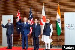 资料照:在日本出席印太地区安全四方机制会谈的美日印澳四国领导人。左一为澳大利亚总理阿尔巴尼斯。(2022年5月24日)