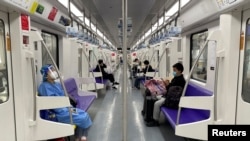 上海重启交通运营,地铁部分开通。(2022年5月22日)