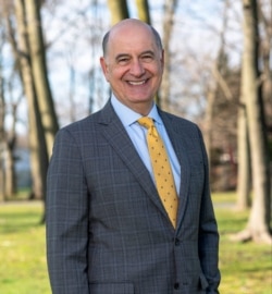 美国智库大西洋理事会高级研究员、前美国国务院商务事务特别代表丹·内格里亚(Dan Negrea)(照片来源:智库网站)