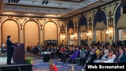 Thủ tướng Phạm Minh Chinh phát biểu với kiều bào tại thành phố San Francisco, Hoa Kỳ, ngày 17/5/2022. Photo VGP.