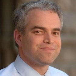 斯坦福大学研究冷战时期美国外交政策的历史学者罗伯特·拉科夫(Robert B. Rakove)(照片来源:大学网站)