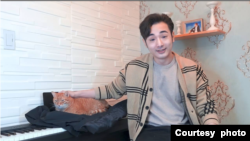 YouTube (油管)自频道主八炯(照片由本人提供)