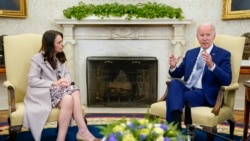 白宫要义: 拜登晤新西兰总理阿德恩讨论印太挑战，关注香港、新疆；BTS来访白宫，与拜登共同反亚裔仇恨