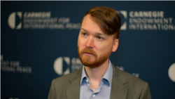 VOA连线(许宁): 专访贝特曼 谈美国如何精准管控与中国科技脱钩进程 VOA连线(许宁): 专访贝特曼 谈美国如何精准管控与中国科技脱钩进程