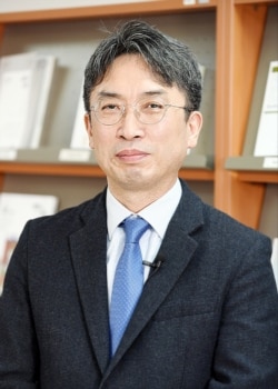 韩国庆南大学远东问题研究所教授赵真九(本人提供)