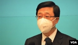香港特首李家超表示,香港与中国大陆通关是"复常"的一大步,也是不同国家的领事及商会对香港的要求 (美国之音/汤惠芸)
