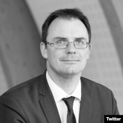 英国雷丁大学政治学和国际关系教授 多米尼克·佐姆(Dominik Zaum)(照片来源:Twitter@DominikZaum)