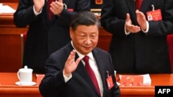 中共领导人习近平在北京人大会堂出席中共二十大开幕式。(2022年10月16日)