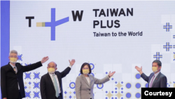 台湾总统蔡英文2022年10月3日出席TaiwanPlus英文电视频道开播记者会。(台湾总统府照片)