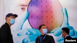 中国上海2021年3月举办的一次半导体技术展。(路透社)