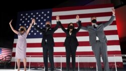 美国前副总统拜登(左二)2020年8月20日在民主党全国代表大会上正式接受提名竞选总统(路透社)