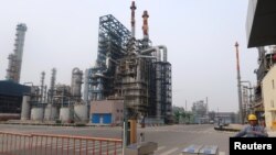 资料照:中国山东京博石油化工有限公司的入口处。(2019年10月24日)