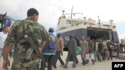 До Бенгазі прибуло судно з африканськими мігрантами з Місрати