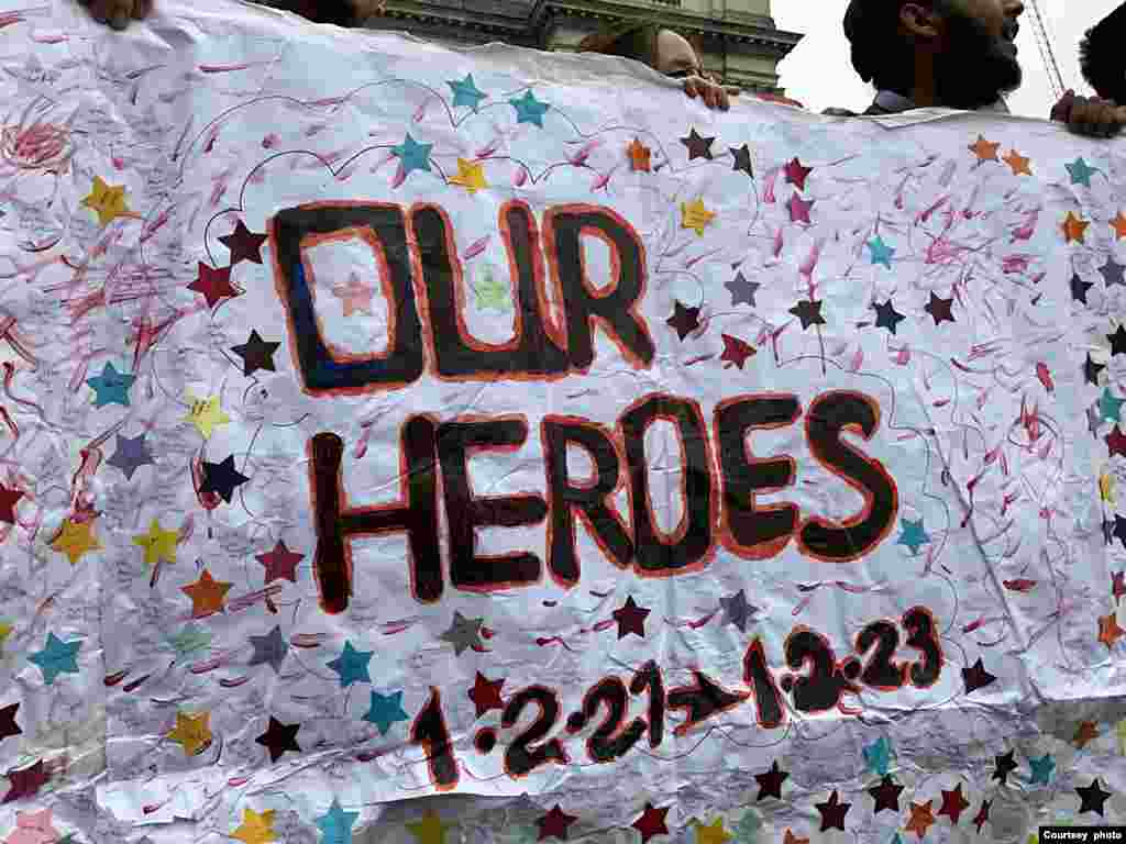 ယူကေနိုင်ငံ လန်ဒန်မြို့တော်မှာ ဒီနေ့ကျင်းပတဲ့ စစ်တပ်အာဏာသိမ်း ၄ နှစ်ပြည့် ဆန့်ကျင်ဆန္ဒပြပွဲ မြင်ကွင်း။ ဖေဖေါ်ဝါရီ ၁၊ ၂၀၂၅ (Photo credit: NUG office, UK)