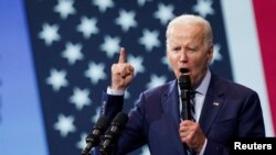 美国总统拜登在宾夕法尼亚州就枪支暴力问题发表讲话(2022年8月30日)