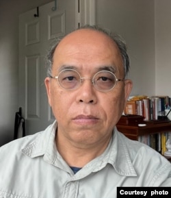 香港民意研究所前副行政总裁钟剑华。(钟剑华提供)