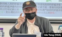 郑景鸿分析,港人对美国人民及政府的好感大幅上升,可能与中国最近更换外交部长,意图改变战狼外交的形象有关 (美国之音/汤惠芸)