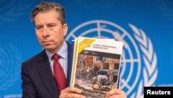 联合国人道主义事务协调厅(OCHA)负责人汤姆·弗莱彻警告“世界正陷入火海”, 他并呼吁为2025年筹集超过470亿美元的人道援助资金。(路透社:2024年12月4日)